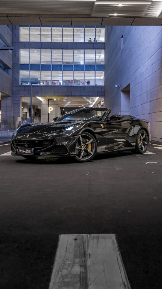 哪台超跑有他拉风的同时还能舒适Q弹！ 法拉利波托菲诺M，应该是法家唯一...