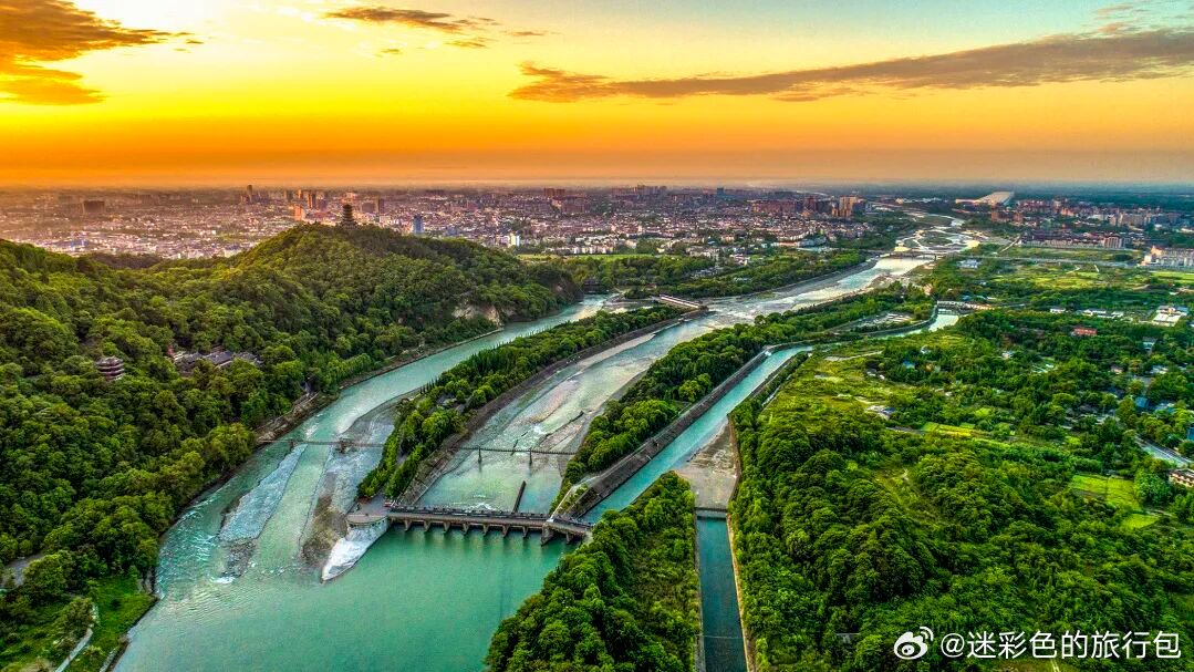 成都近郊国家级康养度假区天府青城，夏日均温 23℃，98% 森林覆盖率满是负氧离