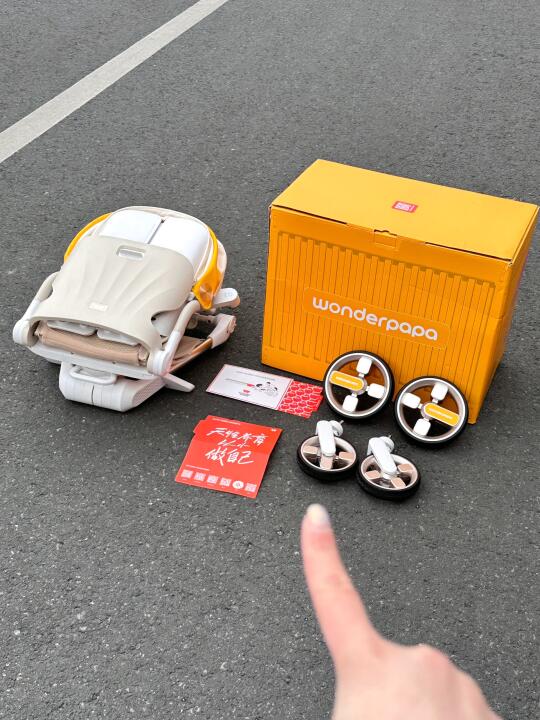 退了四辆...终于找到娃爱坐的车！