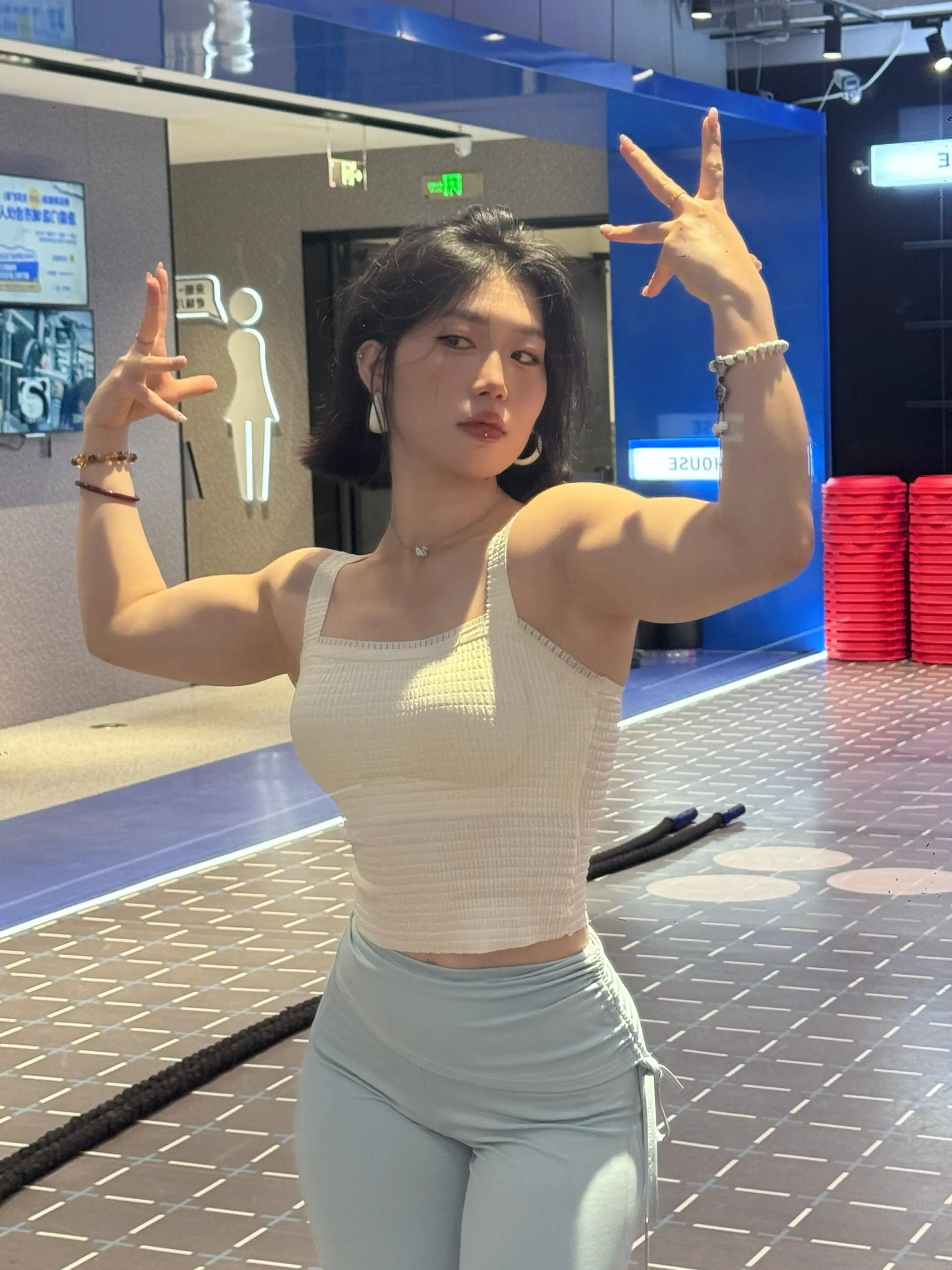 每天开心就会每天漂亮，今天你练了吗