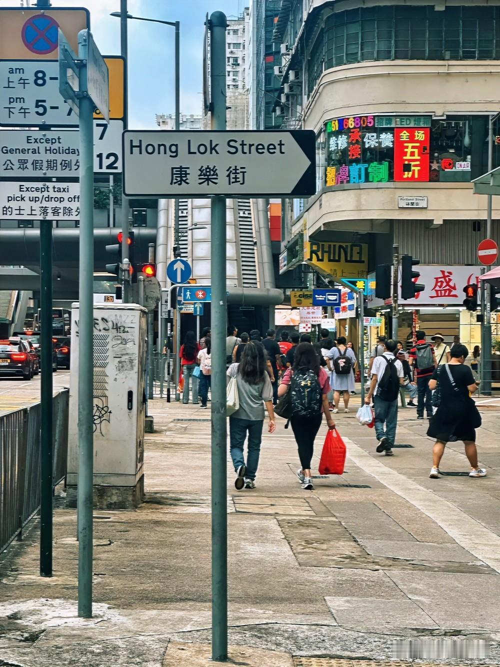有人问，要多久才能彻底忘掉睡过、爱过的人？男人女人或许不同，其实答案也从来不是几