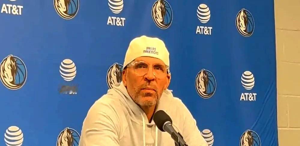 基德把输球怪球员不传球，可他让一个身高2米03的锋线去控球，这操作比让厨师去开飞