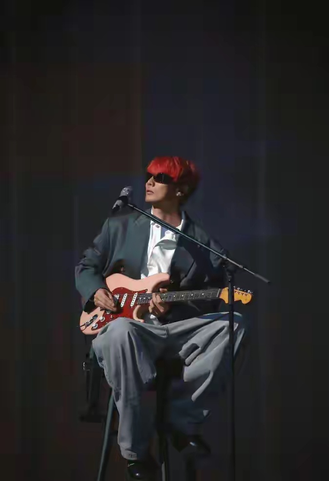 不得不说，李荣浩这波维权，堪称内娱公关教科书。最绝的是，他提前预判并堵死对方所有