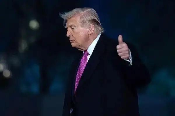 不怕贼偷，就怕贼惦记！
近日，特朗普高调宣布：伊朗被解冻的资金“将用于购买食品，