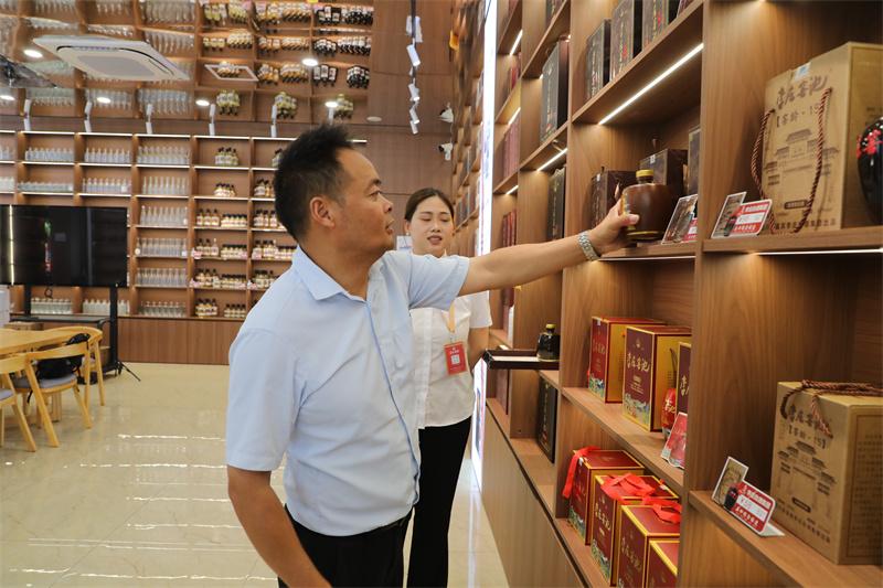 宜宾翠屏：端午假期中国酒肆迎八方来客 “酒+文旅”释放消费新活力
