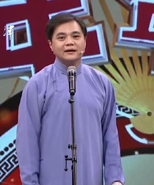 德云社高峰到底相声水平怎么样？郭德纲说50岁以下相声基本功水平前三名，高峰占俩名