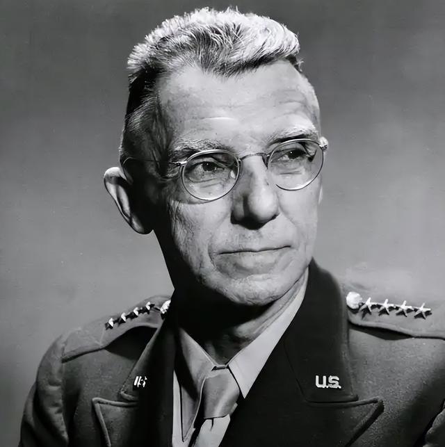 一个让美国人脸红的事实：
95%美国飞行员曾被中国百姓拿命救下！
中国不会忘记任