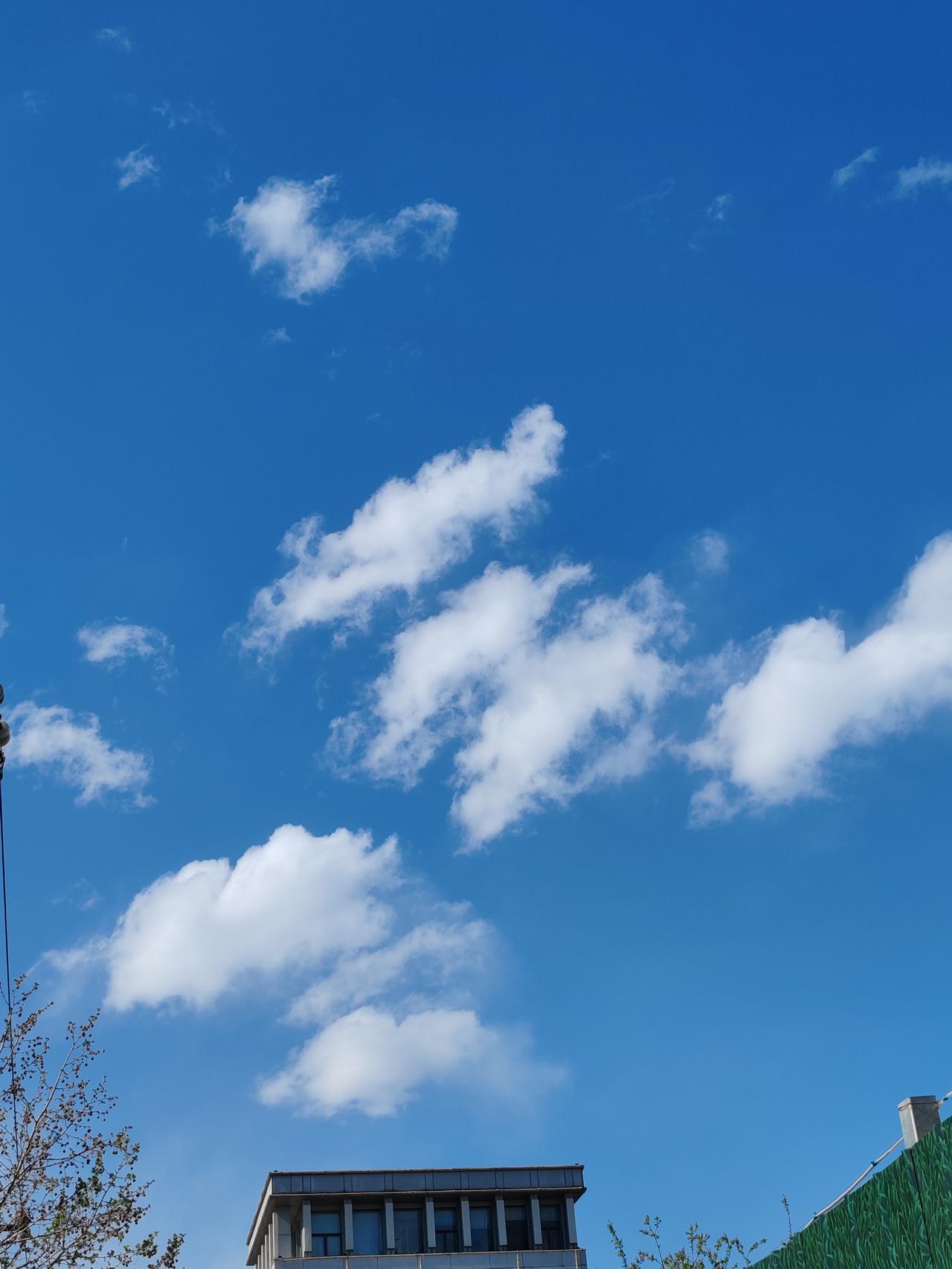 随手一拍的蓝天白云