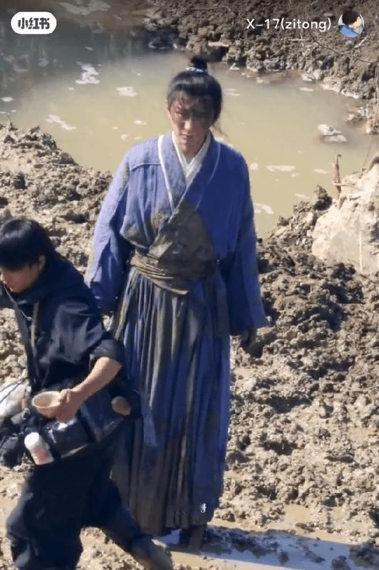 这位是…… ​​​