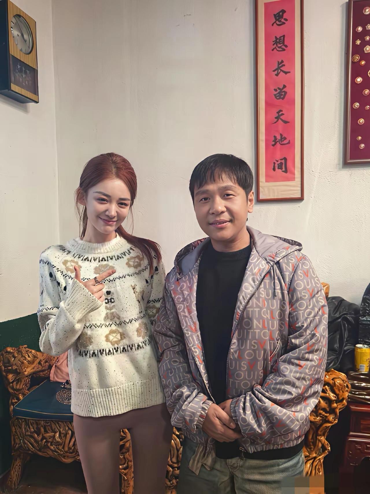 宋小宝旁边女神是谁？非常漂亮