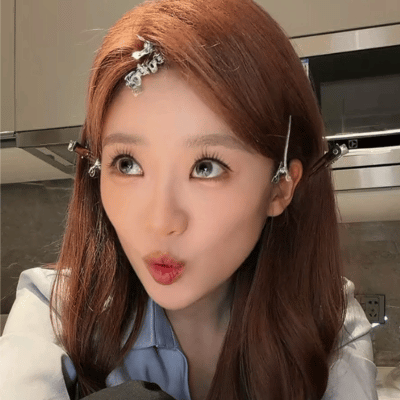 今天有没有可能在白玉兰捡到一小口小兔崽子 