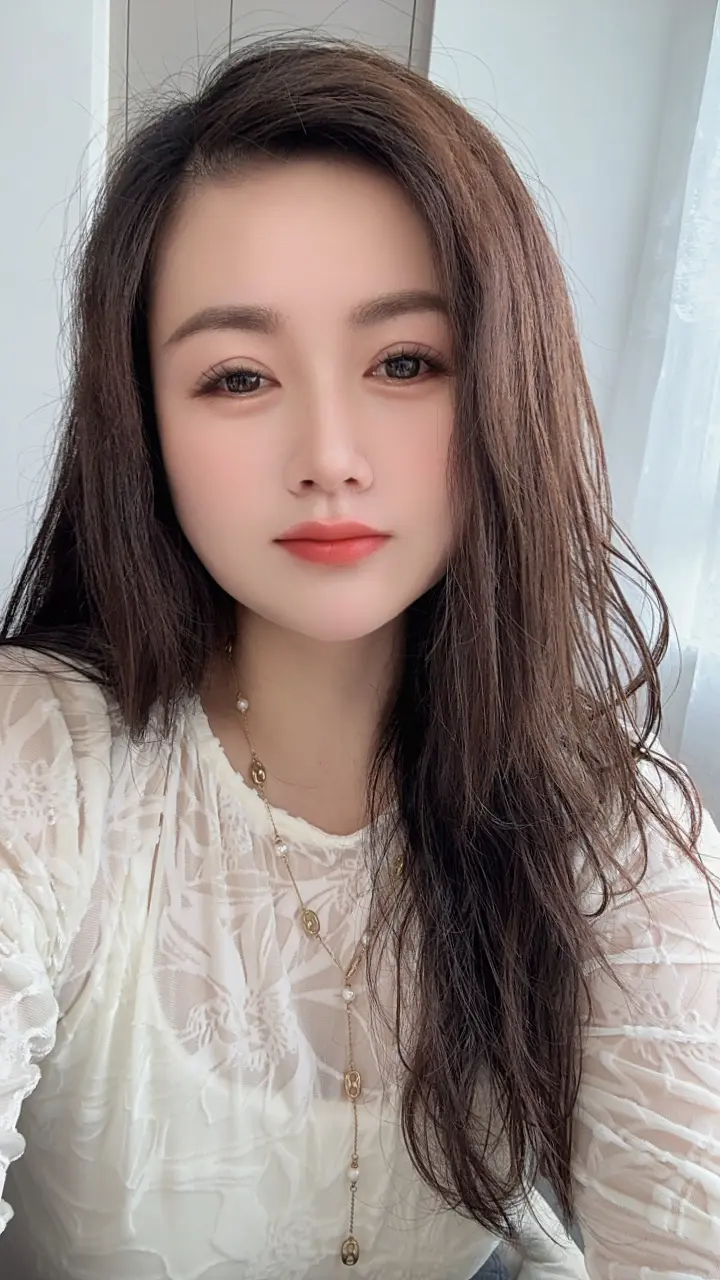 来吧！看不惯我的请靠边！喜欢我的我定会珍惜！