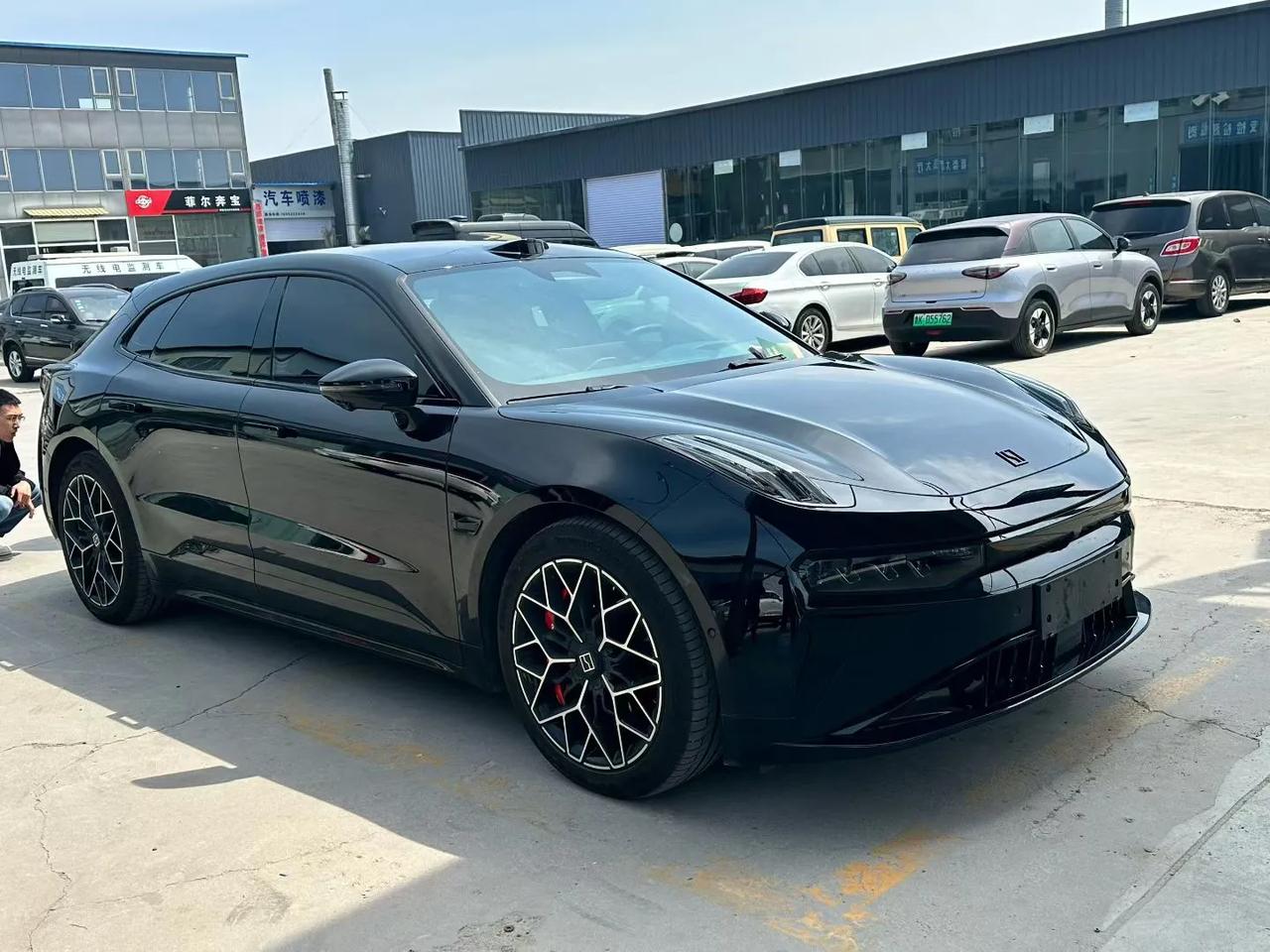 给聊城兄弟淘的24款极氪001We四驱，交车[碰拳]
用心淘好车，唯信任不可辜负