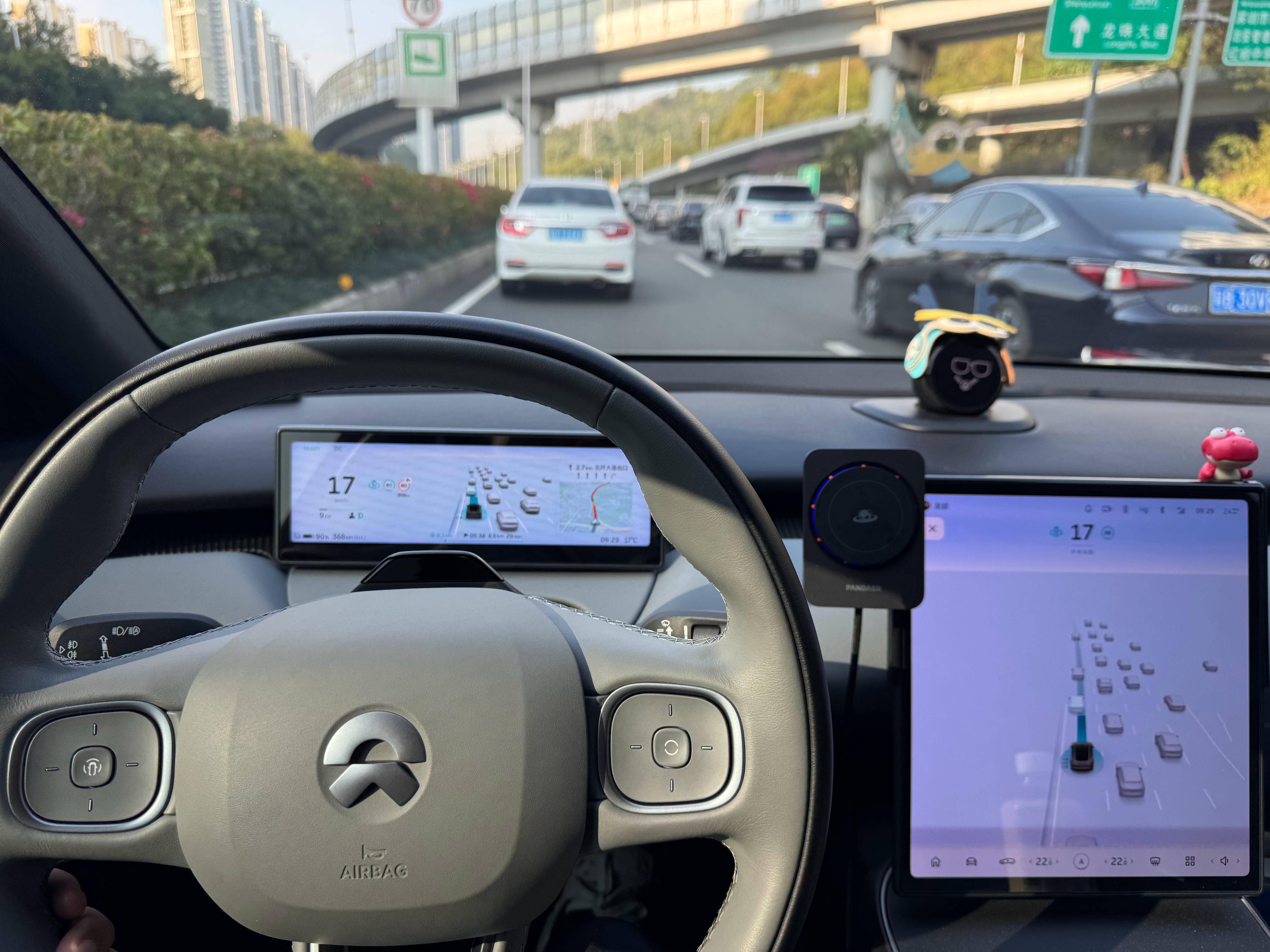 蔚来先锋领航版 3.1.0 先锋 V1.2 版本针对前向行车做了巨细的标定，前向