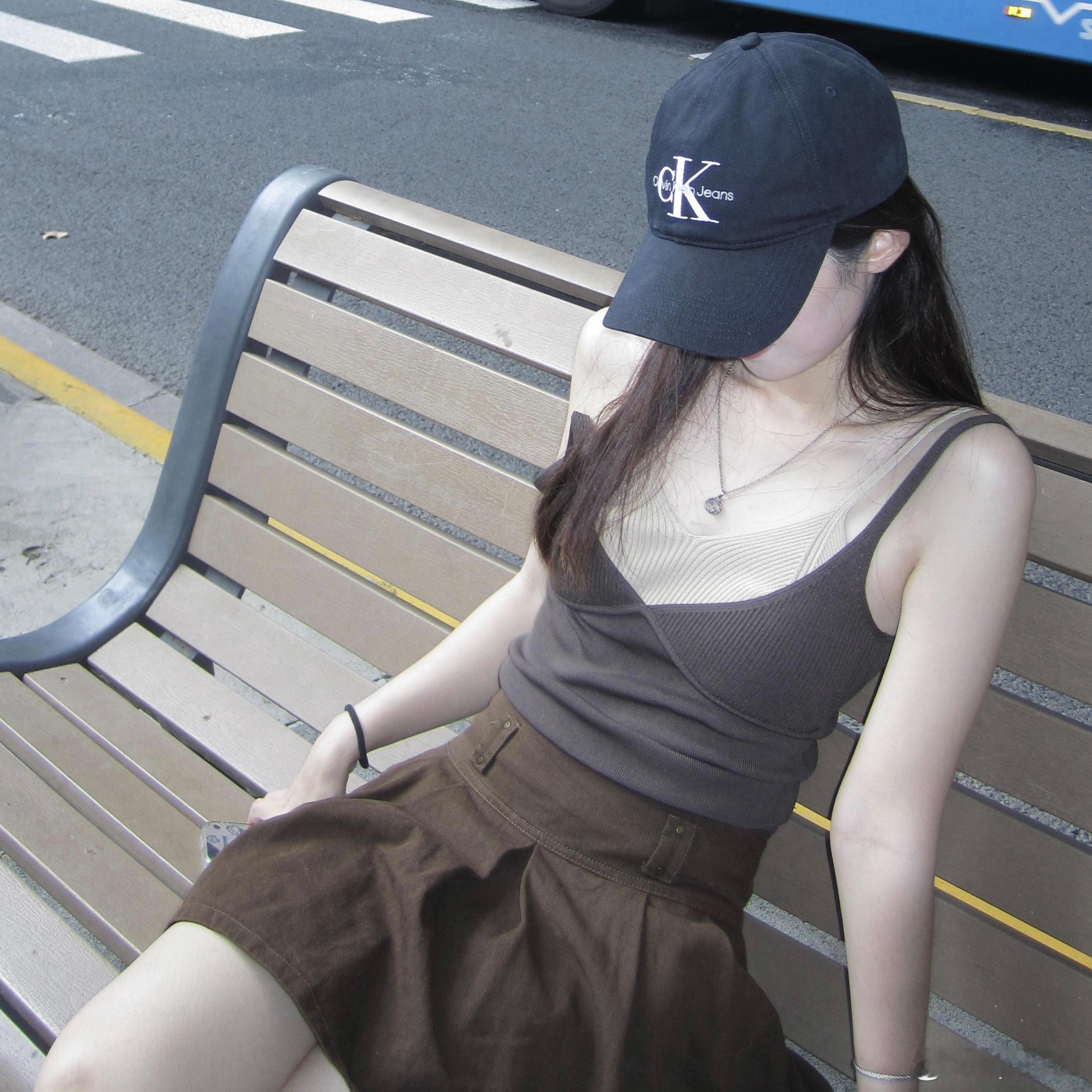 Oi！开心的最近跟朋友约着出了门[抱一抱]还去看了许嵩[打call]并且抢到了浙