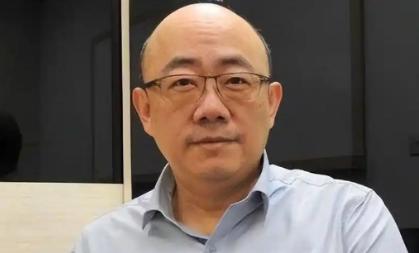 台湾郭正亮提出问题，两岸统一时大陆要在岛上驻军，那么台湾的十七万军人怎么办？这就