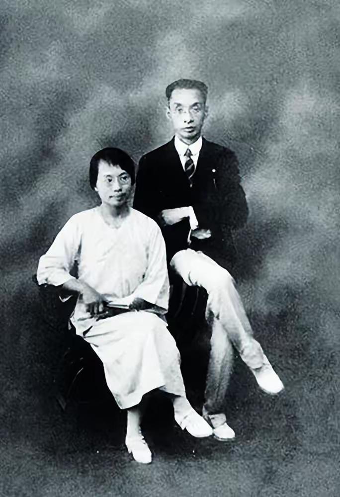 非常现实的一段话：“女人一生最硬的底牌，不是漂亮、有钱或嫁得好，而是无论发生什么