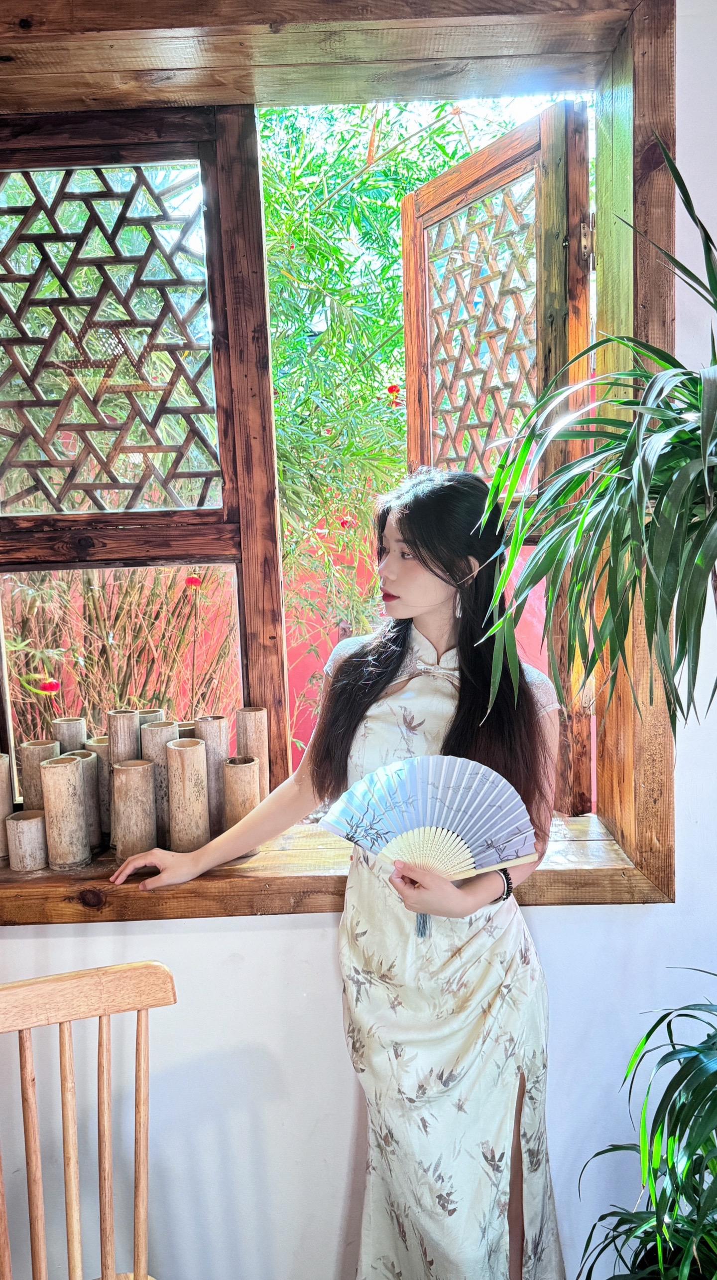 我本将心向明月。