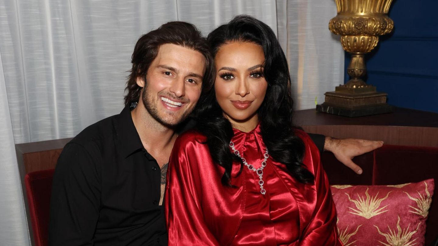 《吸血鬼日记》“邦妮”扮演者Kat Graham当妈妈了！官宣生下与丈夫Brya