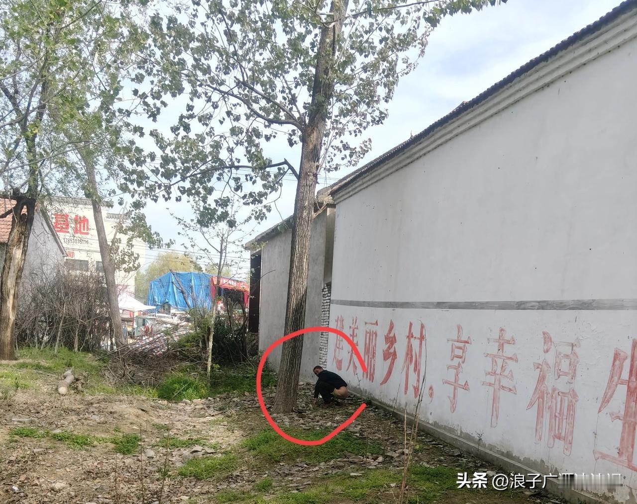 单县郭村镇朱楼村因为“大衣哥”朱之文而备受关注。可最近村里出了个糟心事，有外来流