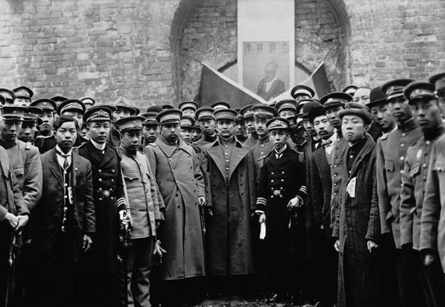 1906年8月17日，夏威夷法庭宣判了一桩令人唏嘘的破产案。曾经坐拥六千英亩土地