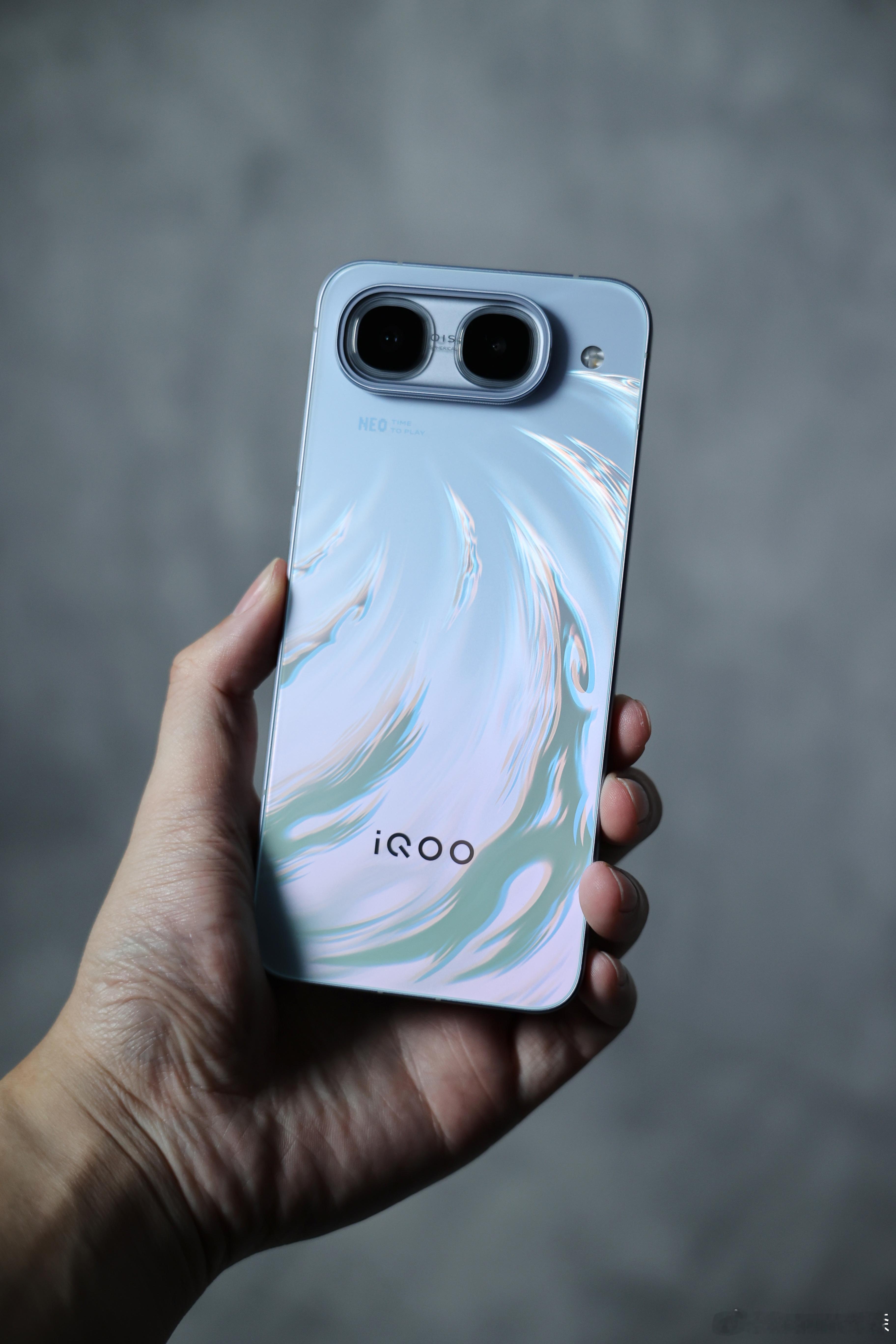 iQOO Neo11至尊版真机，没想到摄像头还用了点小设计。 