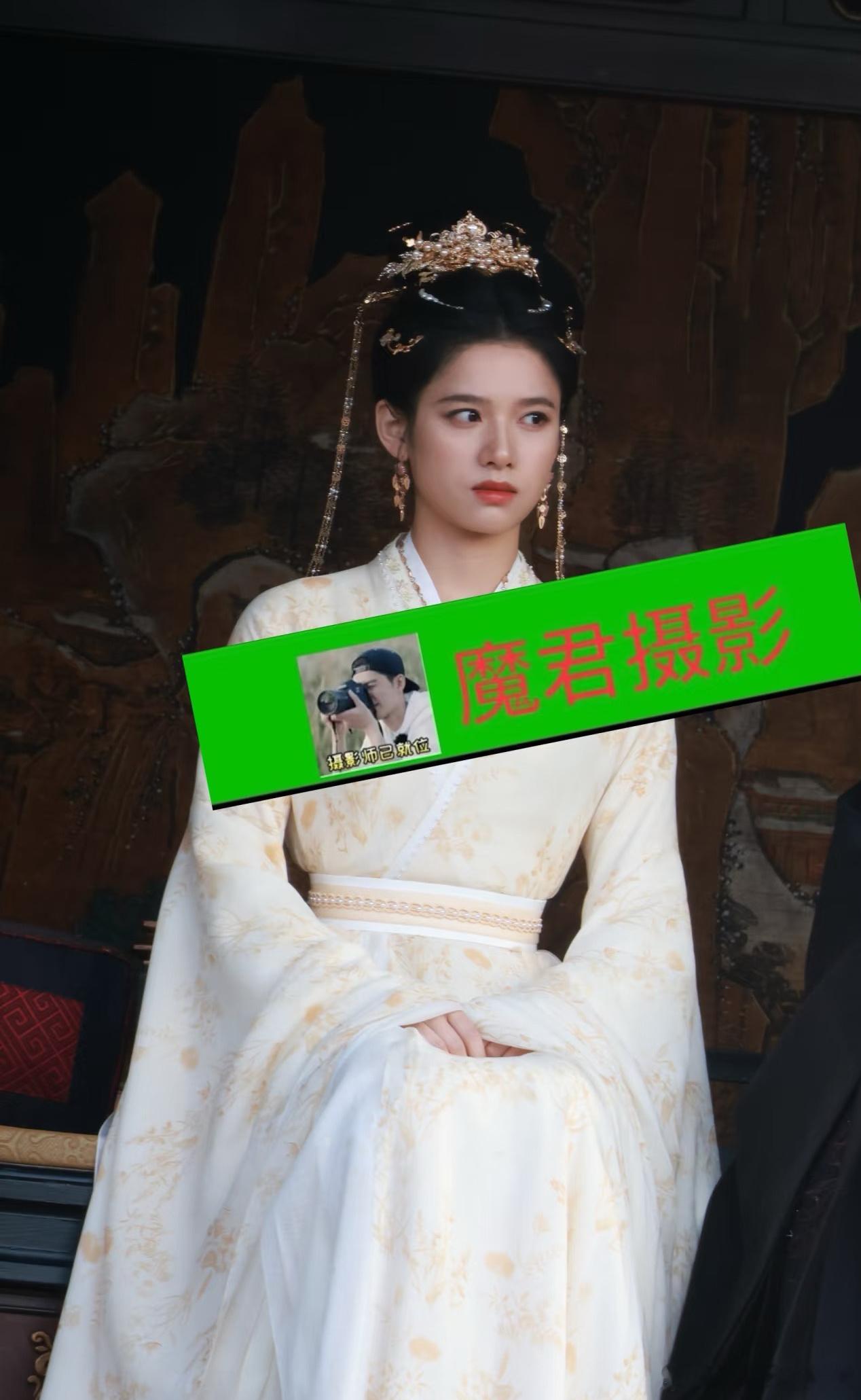 张婧仪梦花廷路透，就想说腰好细🎈 