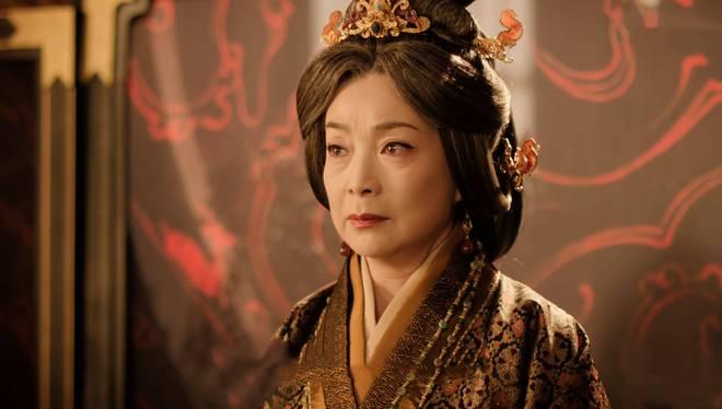 竟然没认出来，还以为她俩是一个人演的呢。

《嫁金钗》里，一开始见到寿安君，知道
