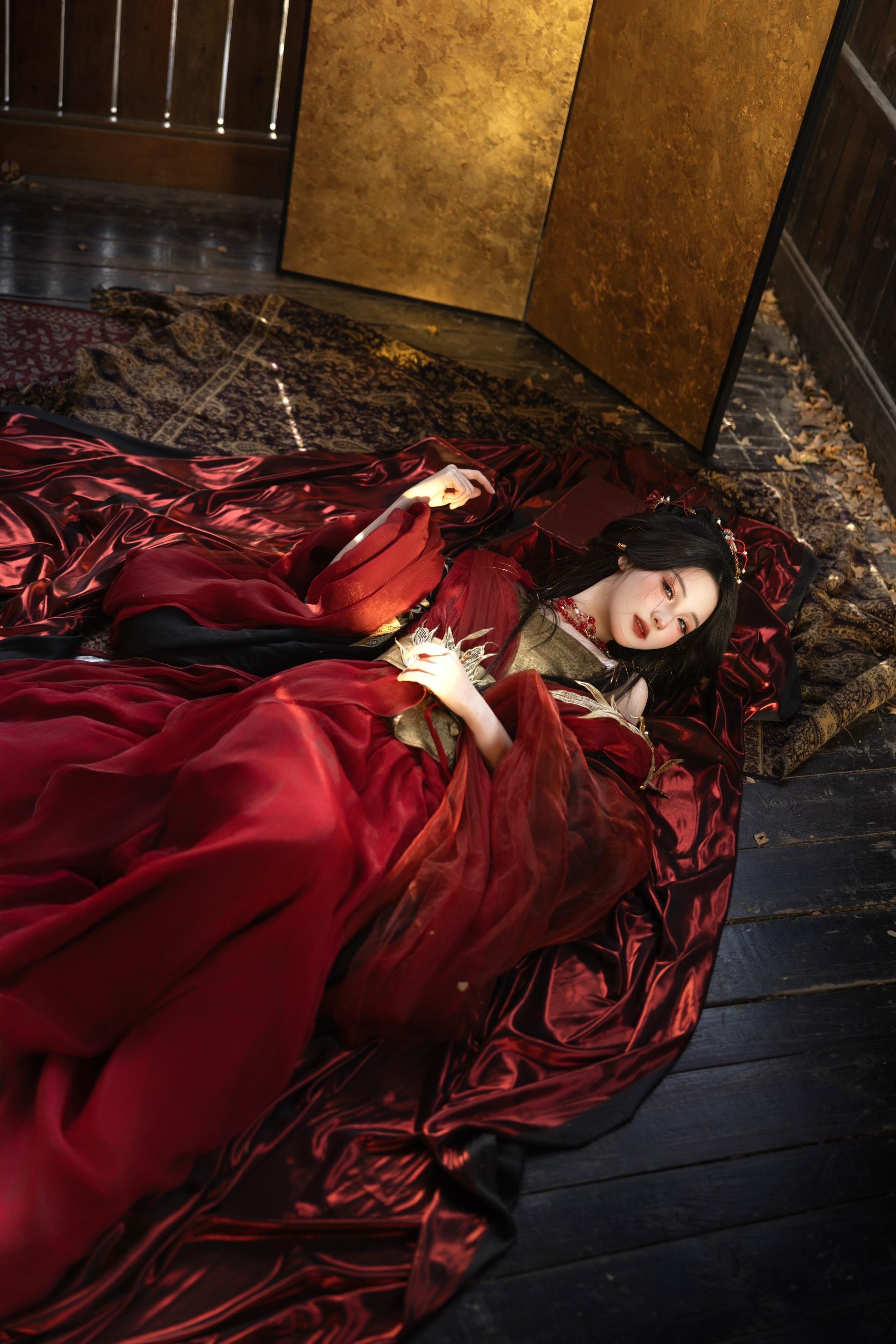 ‘ 执念万千…… ’