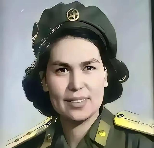 1965年，上海，空军首任司令刘亚楼，在病床前，对他41岁的妻子下了一道命令：“