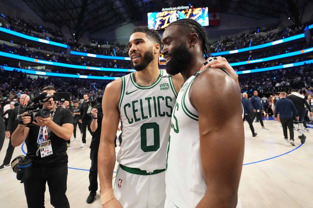 塔图姆回归，杰伦布朗的数据要下滑了！

塔图姆即将回归比赛，受最大影响的就是杰伦