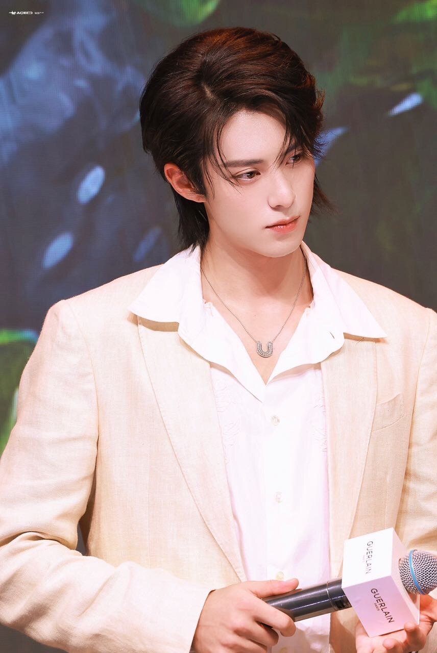 王鹤棣喜提代言 ​​​