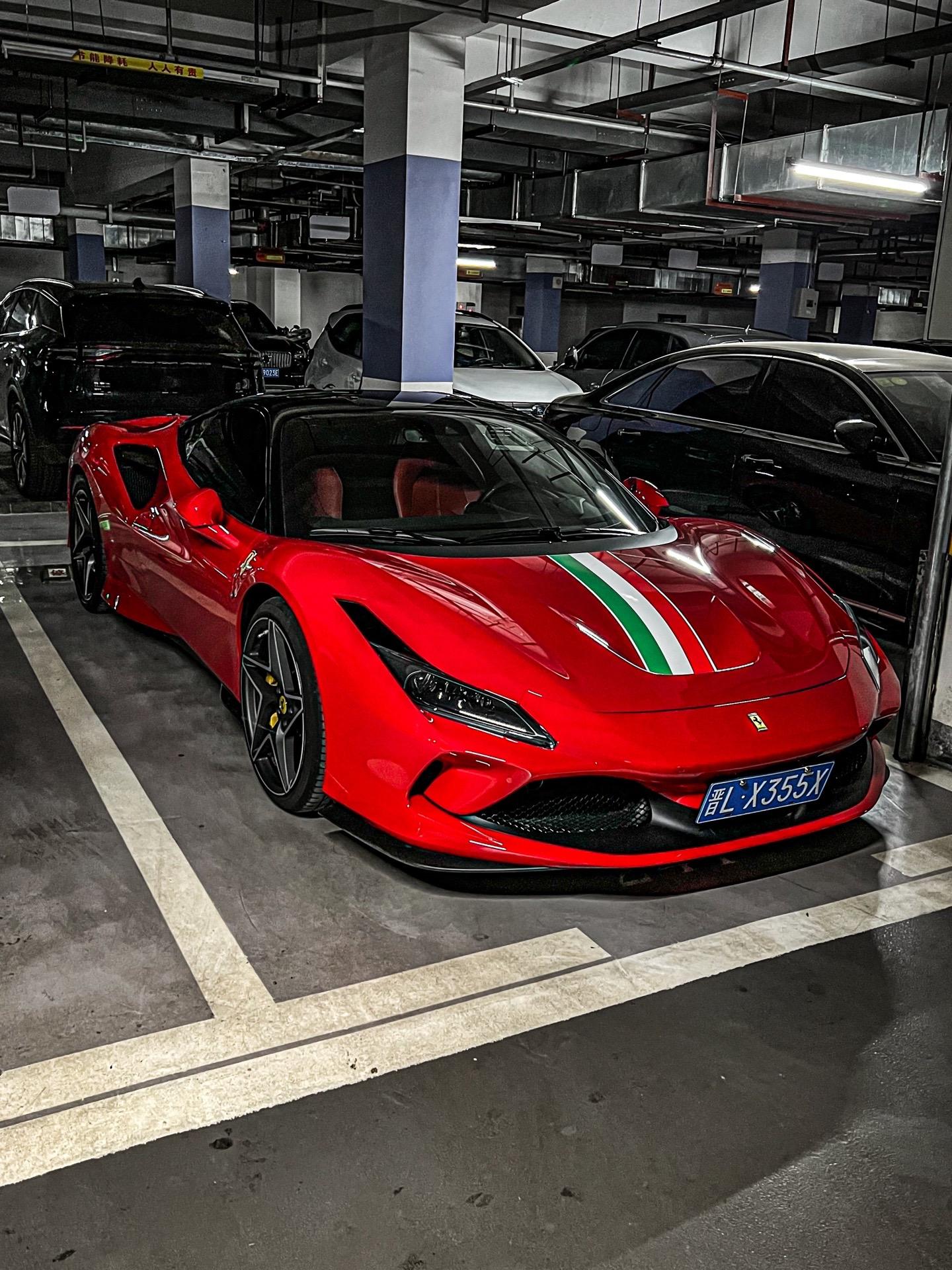 Ferrari F8优雅至极 超跑界的艺术品