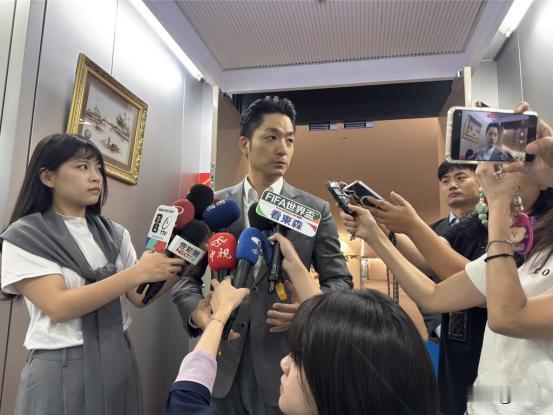 就在刚刚，台北市长蒋万安发表声明，6月1日，针对赖清德推出育儿政策，蓝营痛批抄袭