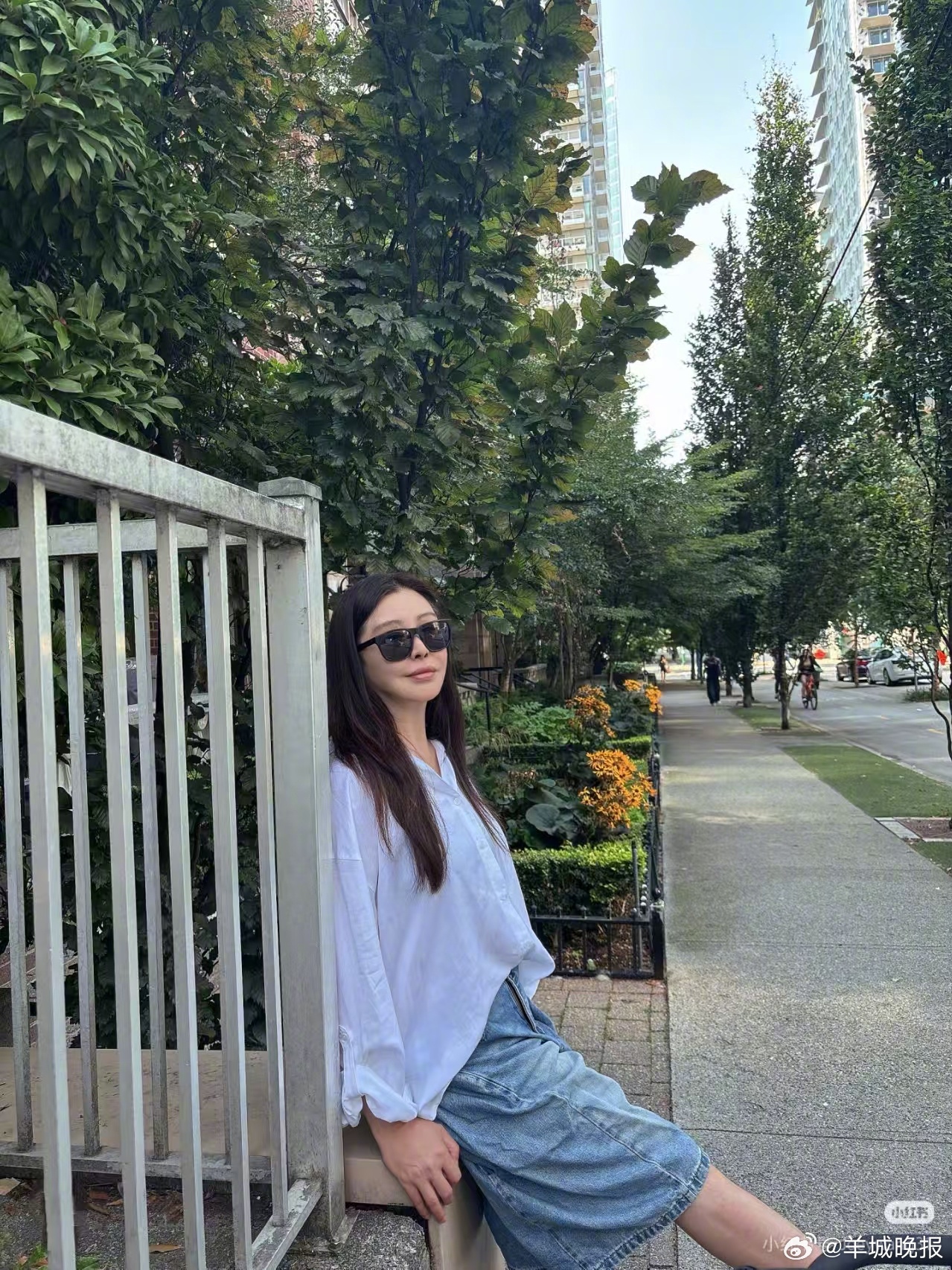 【#王祖贤晒素颜照片#】息影21年的王祖贤于2026年1月31日中午12时左右，