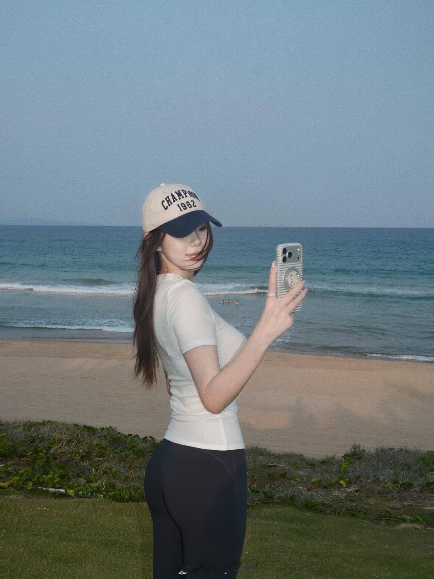 你漂亮的眼睛应该流幸福的眼泪 ​​​
