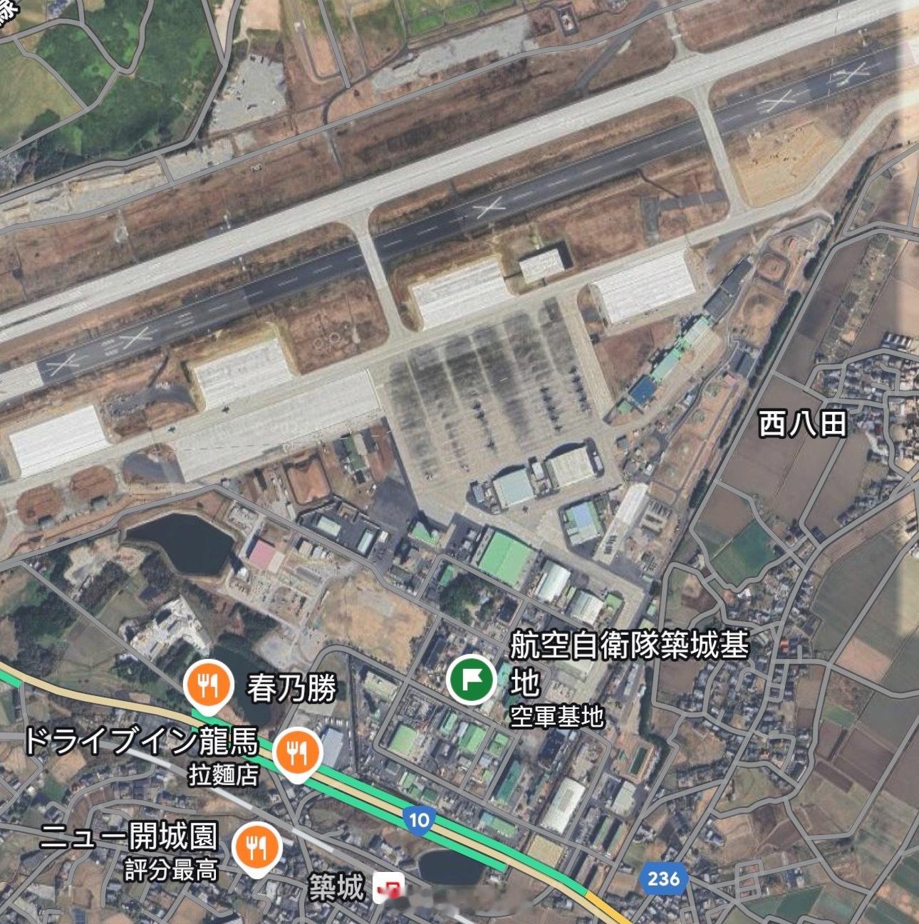 35B去筑城训练，看了眼筑城机场，边上这个名字韩国人听见了咋办 ​​​