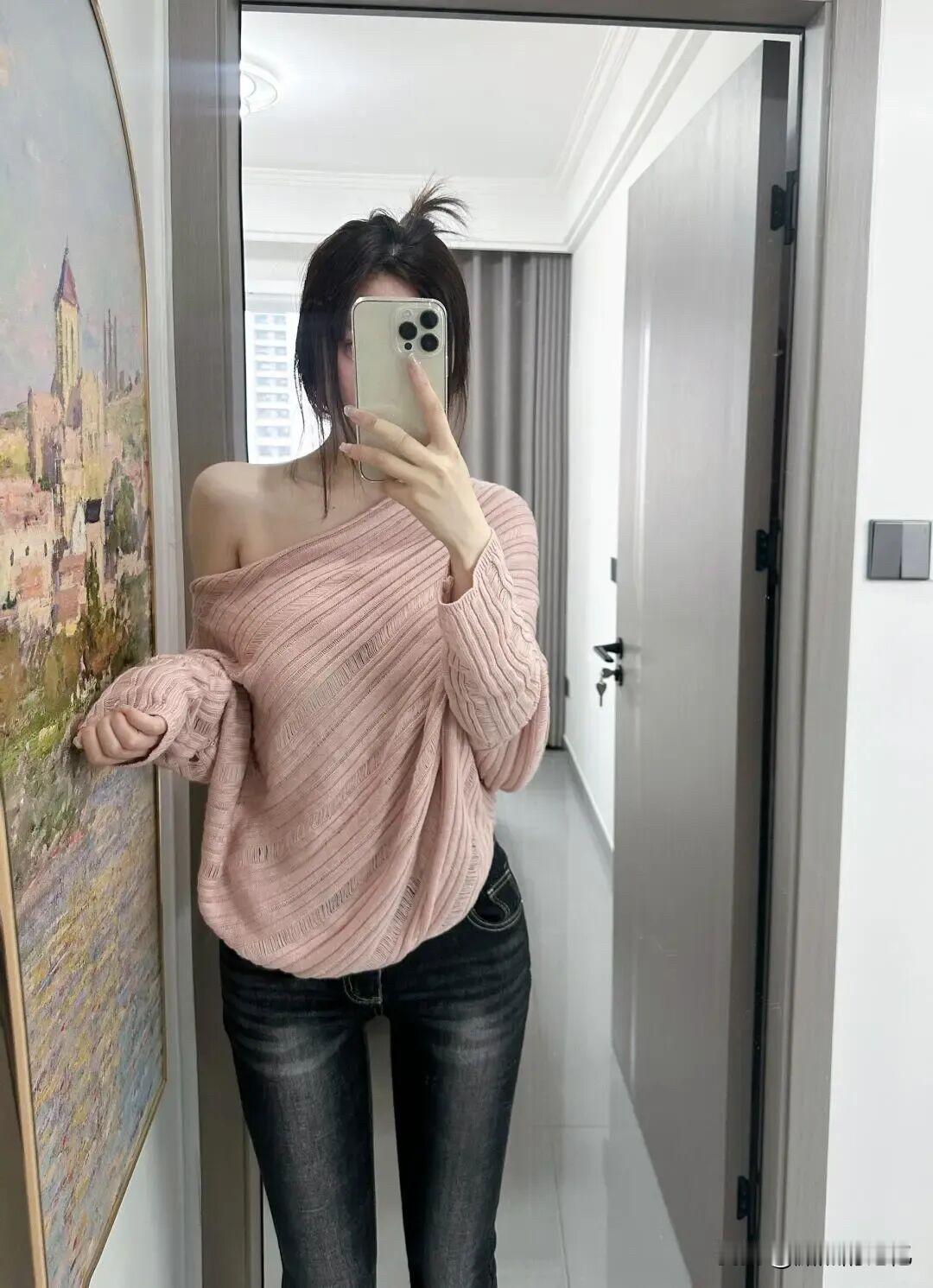 救命！这套牛仔奶乖奶乖的，甜到我心巴上了！[比心][比心][比心]
牛仔少女风 