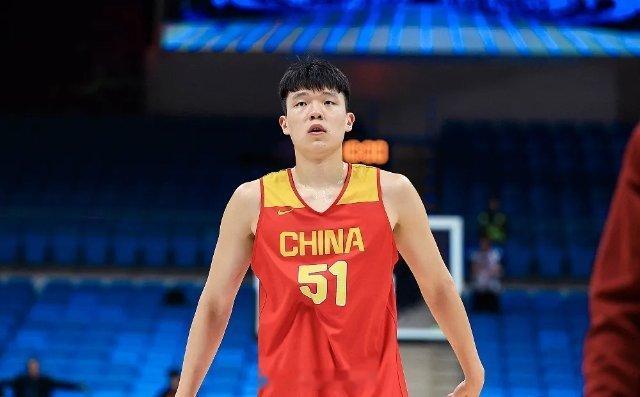 5月20日讯 中国球员杨瀚森结束了本赛季NBA征程，目前在洛杉矶进行特训。在接受