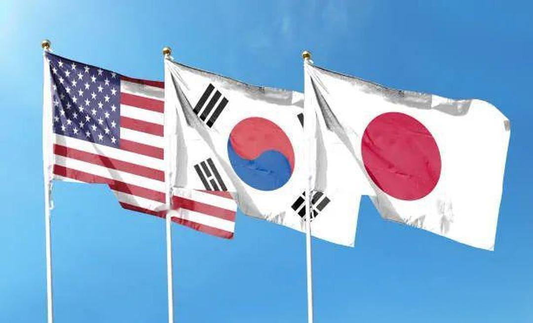 日本刚松绑杀伤性武器出口，中韩两国立马“炸锅”！韩国搬出和平宪法敲打，中国外交部