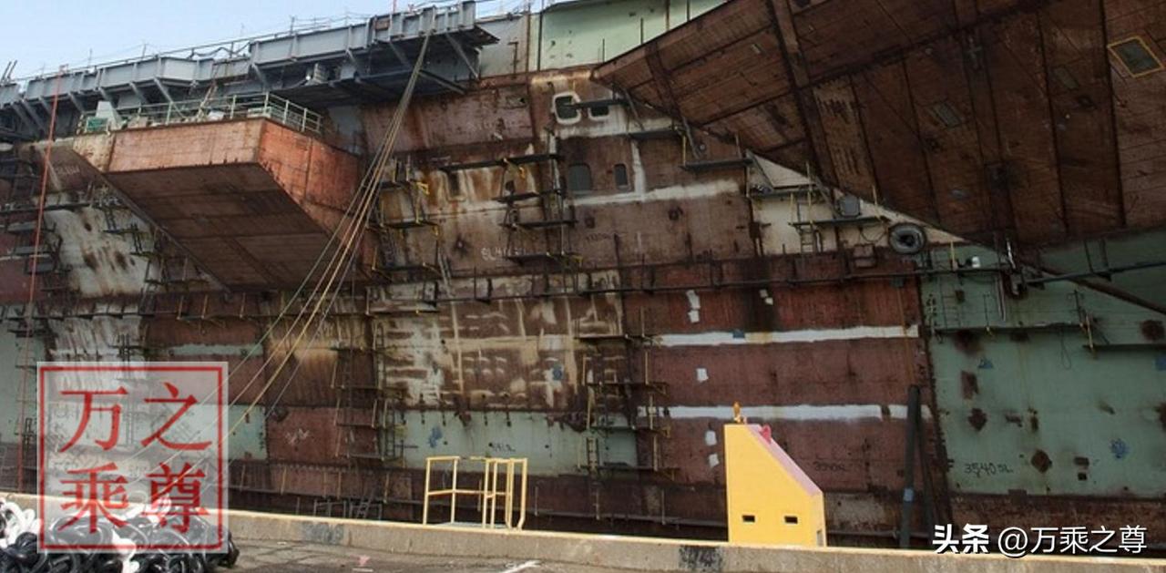 海湾战争时，美国海军轻松部署了8艘航母，今天美国海军只有2艘航母能动弹了，其中一