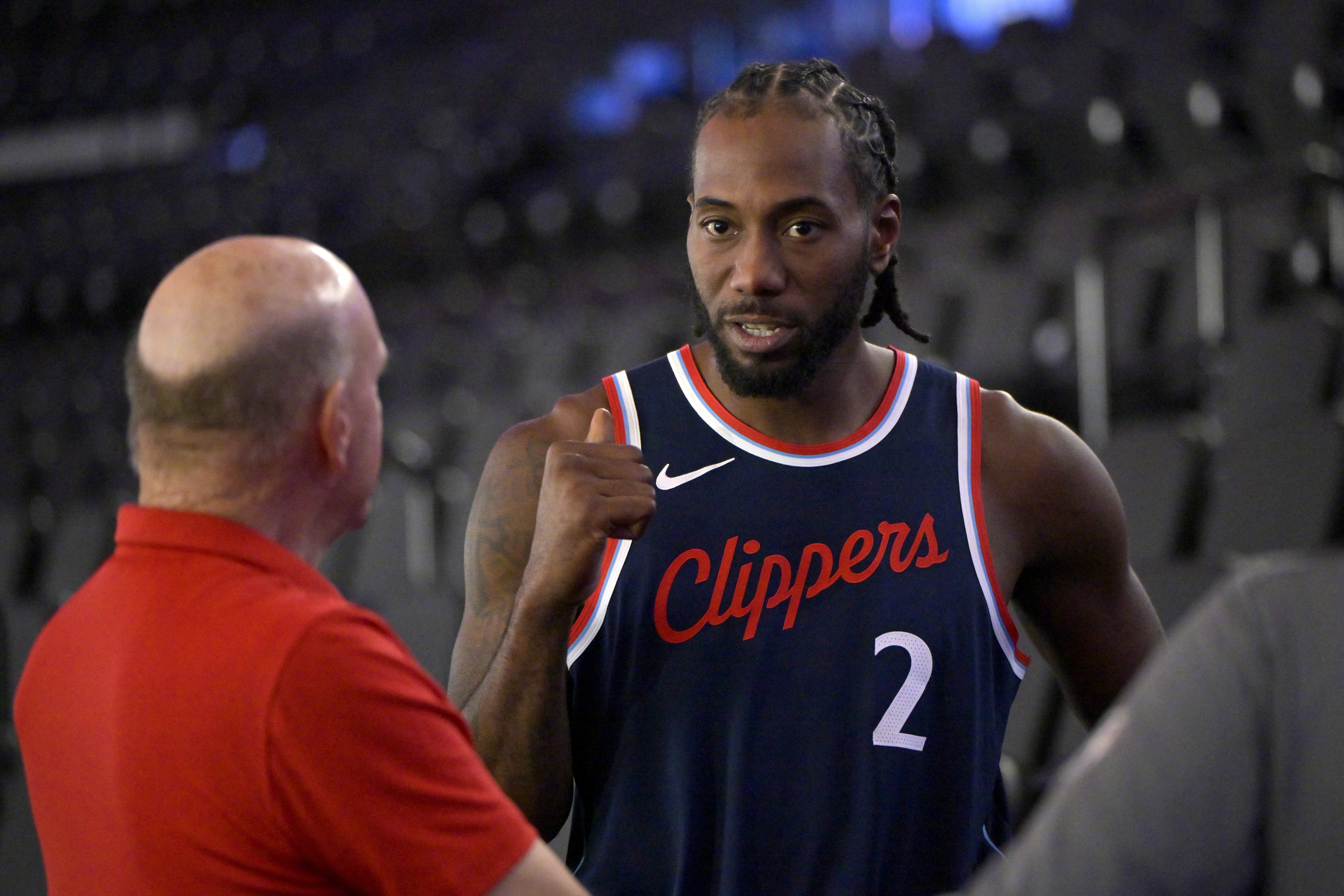 NBA针对莱昂纳德￼与Aspiration的疑似阴阳合同的调查仍在进行中。TA记
