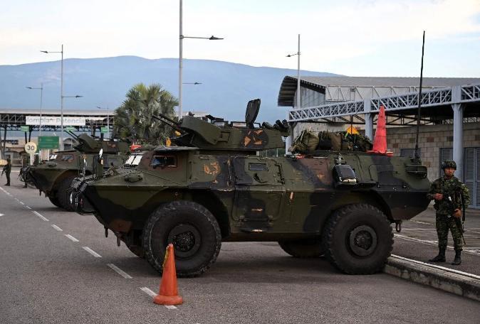 美国如果想用同样的方式，对待哥伦比亚，那几乎是不可能的。因为哥伦比亚已经开始行动