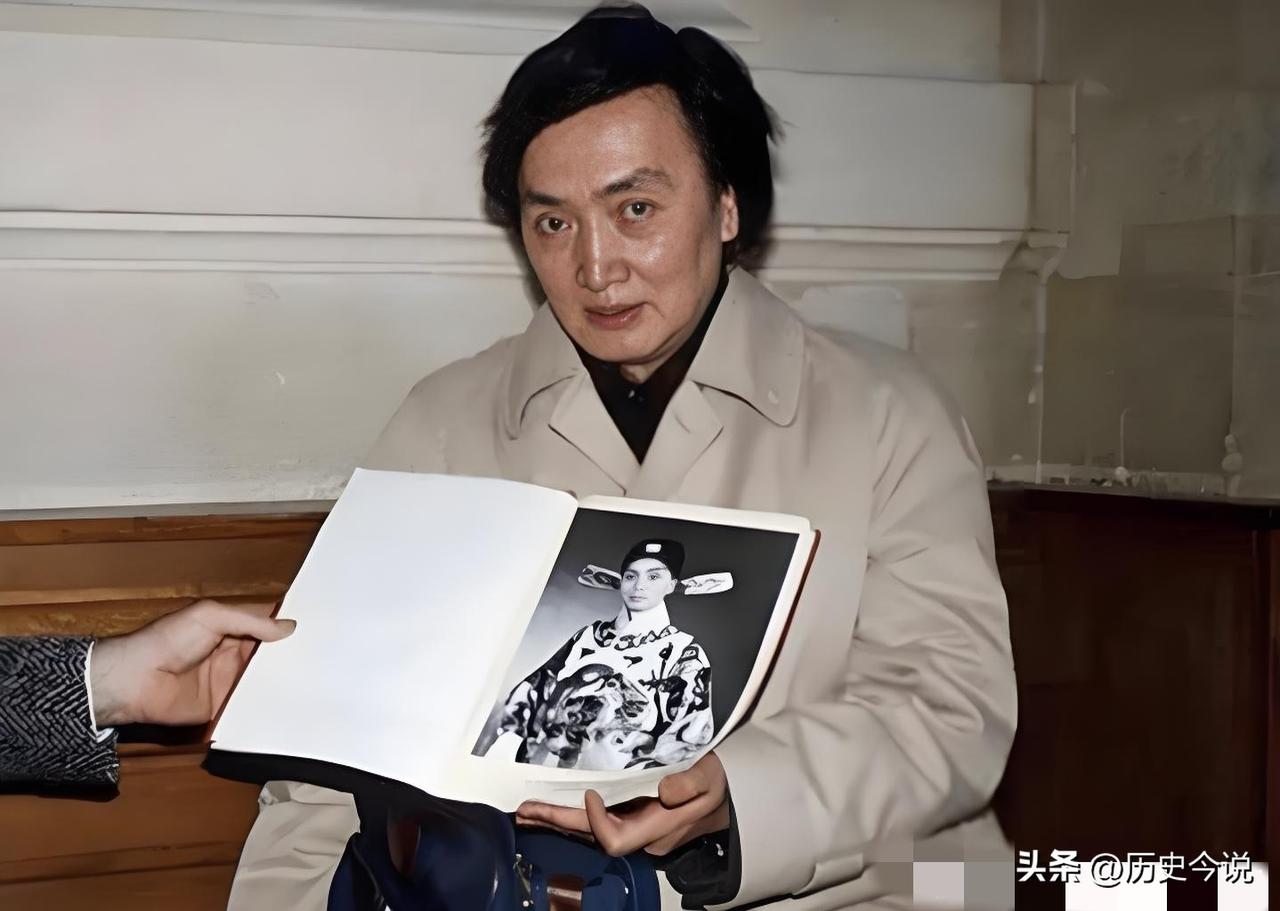 轰动全球的荒诞奇案！相恋19年孕育一子，外交官挚爱竟是男儿身兼间谍
 
阅读此文