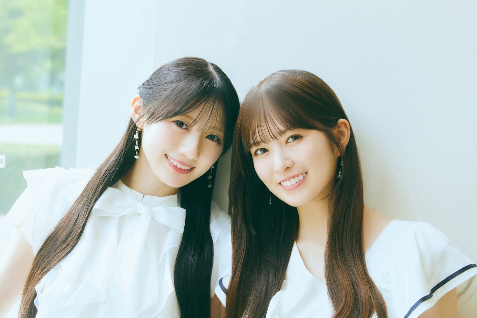 日娱新闻川崎樱小川彩 乃木坂46川崎樱 小川彩 日媒《bezzy》采访美图 ​ 