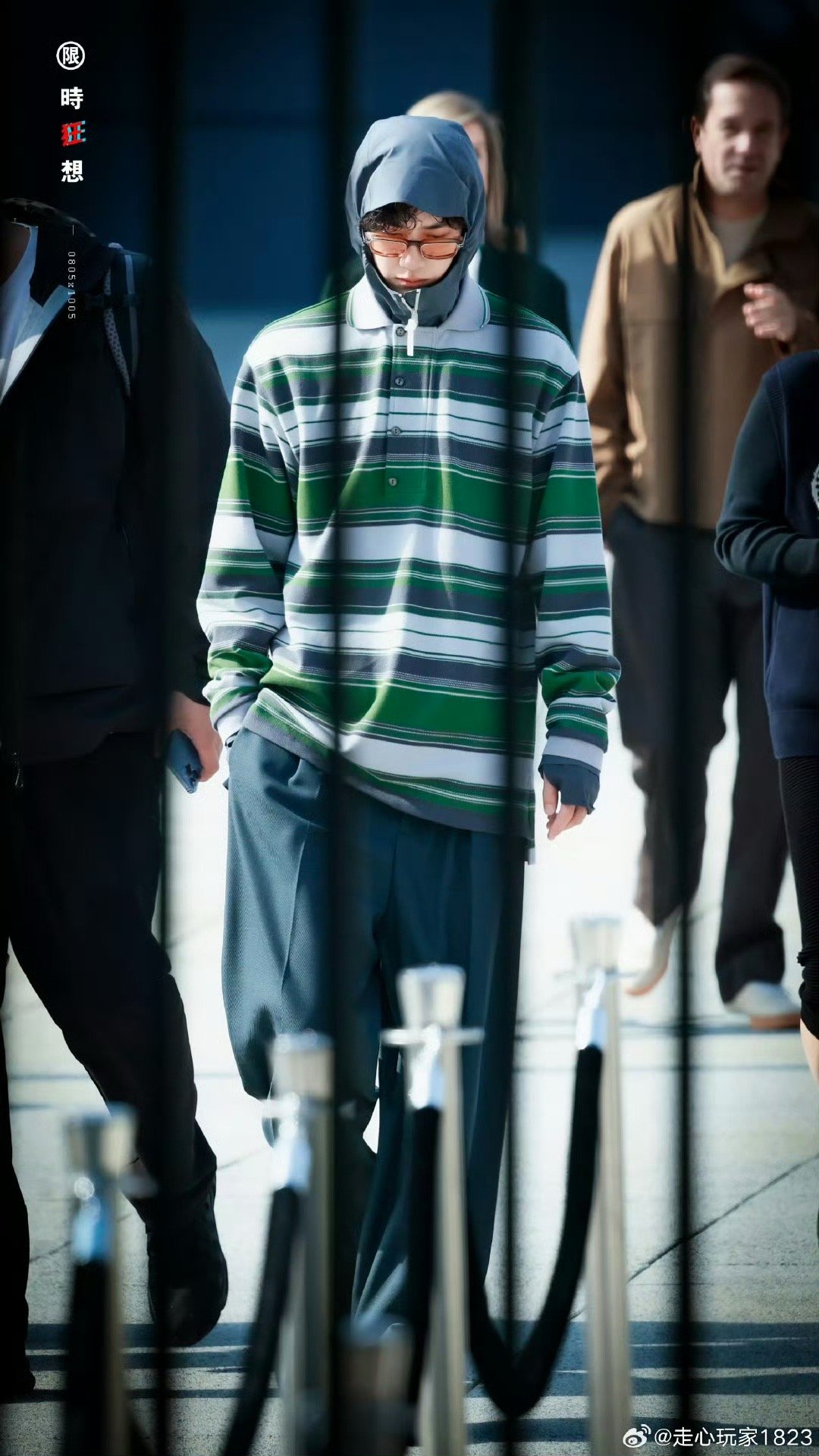 王一博就是有这种魔力大家都喜欢这个王一博  王一博就是有这种魔力，在哪都是目光聚