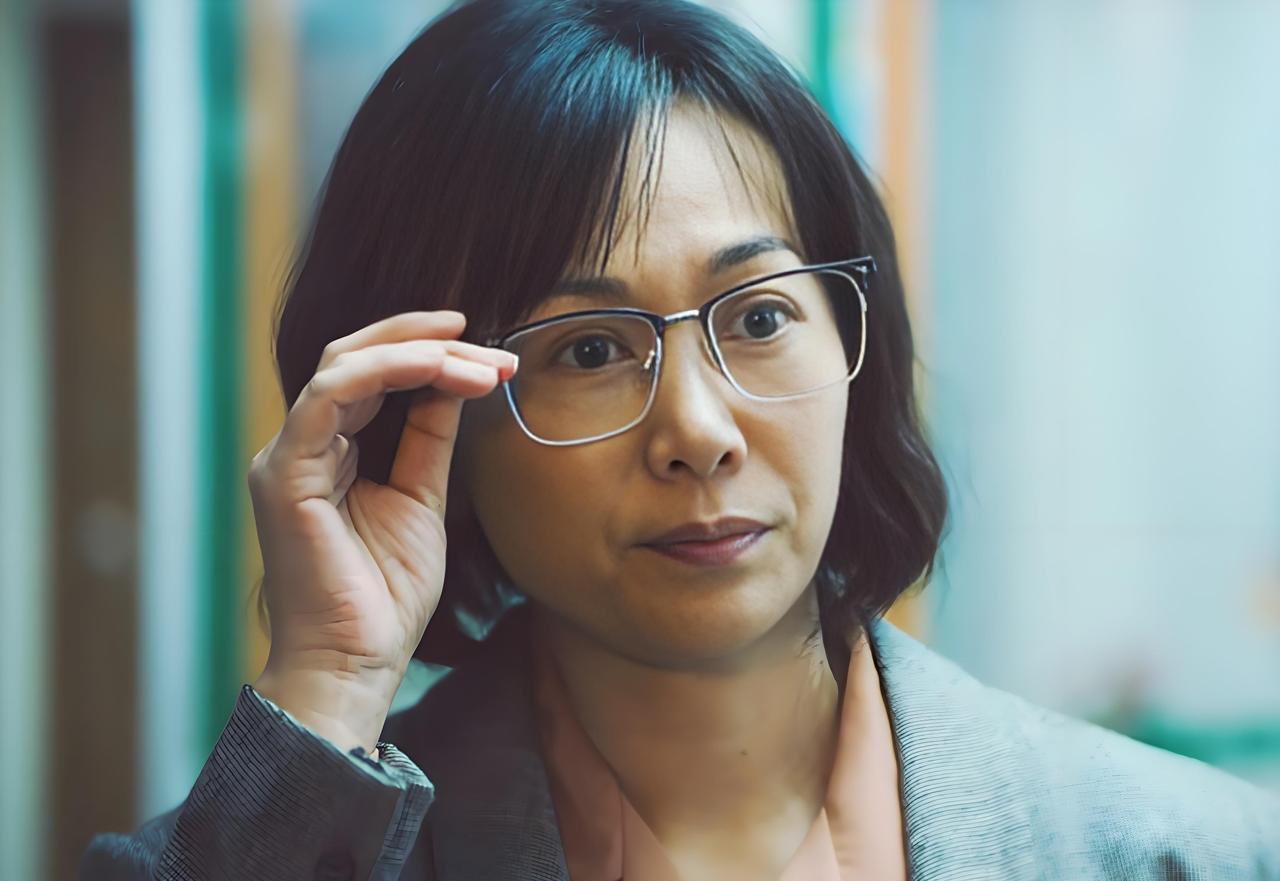 《交锋》：有些漏洞，以前看着是漏洞，现在都能解释清楚了！

一、李凤歌跟踪曹了平