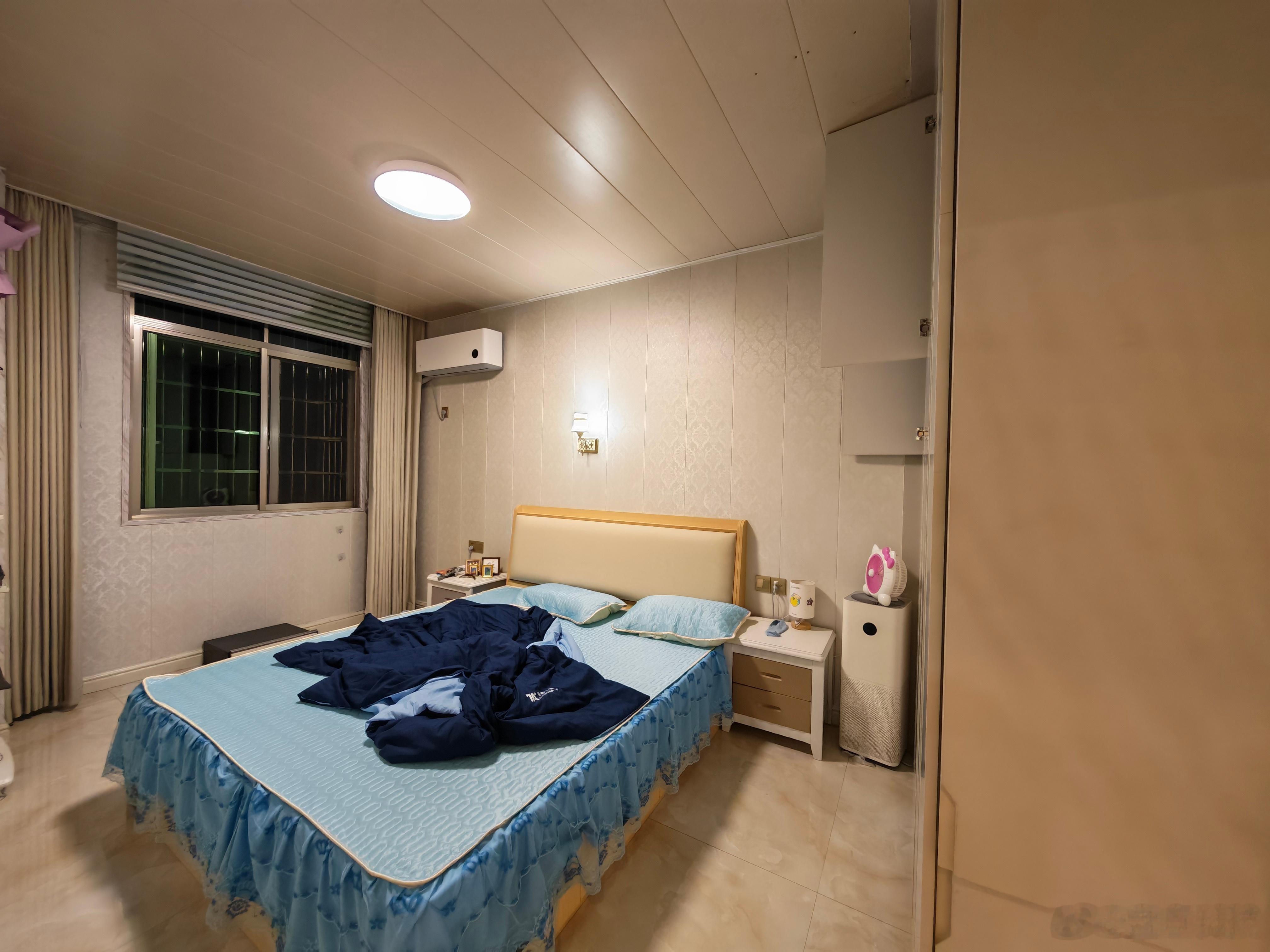 老家县城的房间换了新的柜子和榻榻米敞开吹+空气净化器+放水盆，一个月了但是最近住