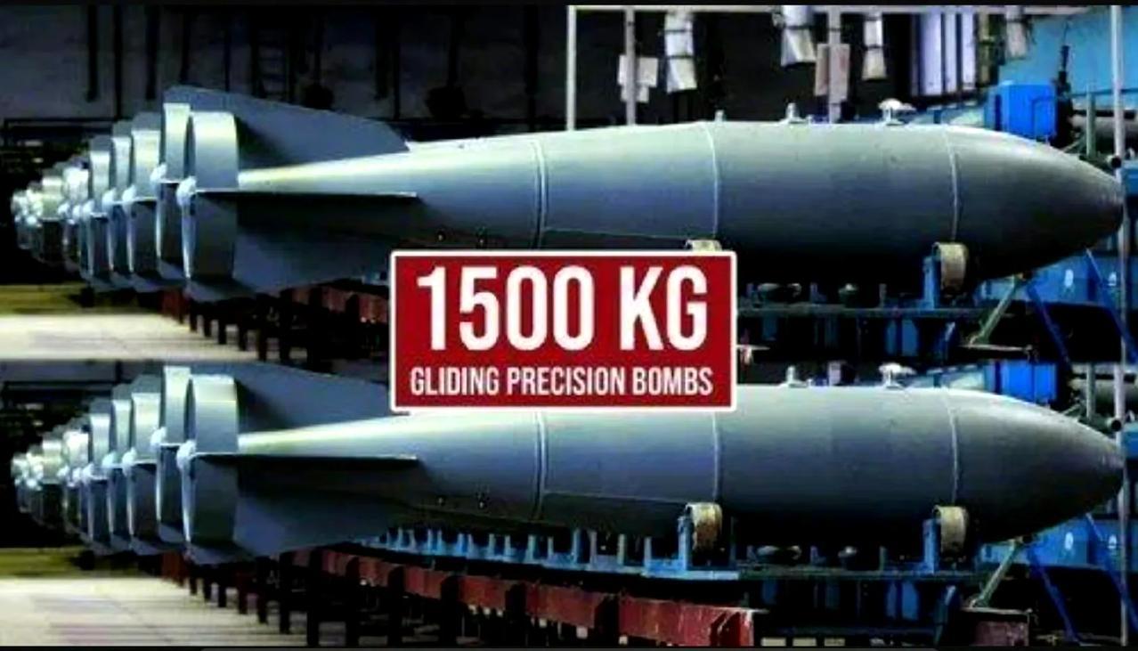 俄军每个月能投掷2000枚卫星定位的滑翔制导航空炸弹。

今年以来俄军对乌克兰投