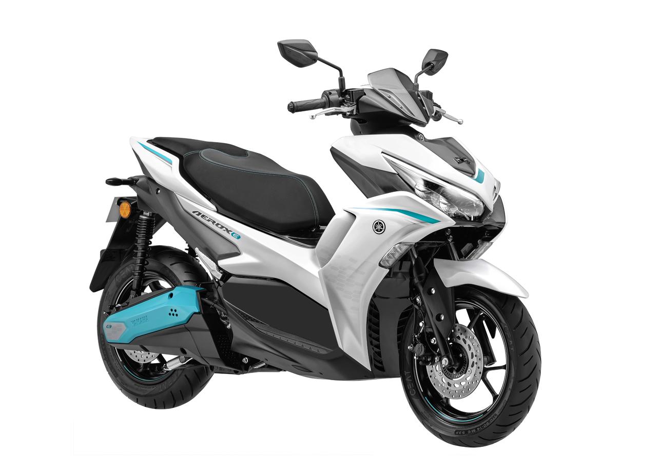 印度 Yamaha 电动规格的运动踏板 Aerox E

应对近年来当地市场的电